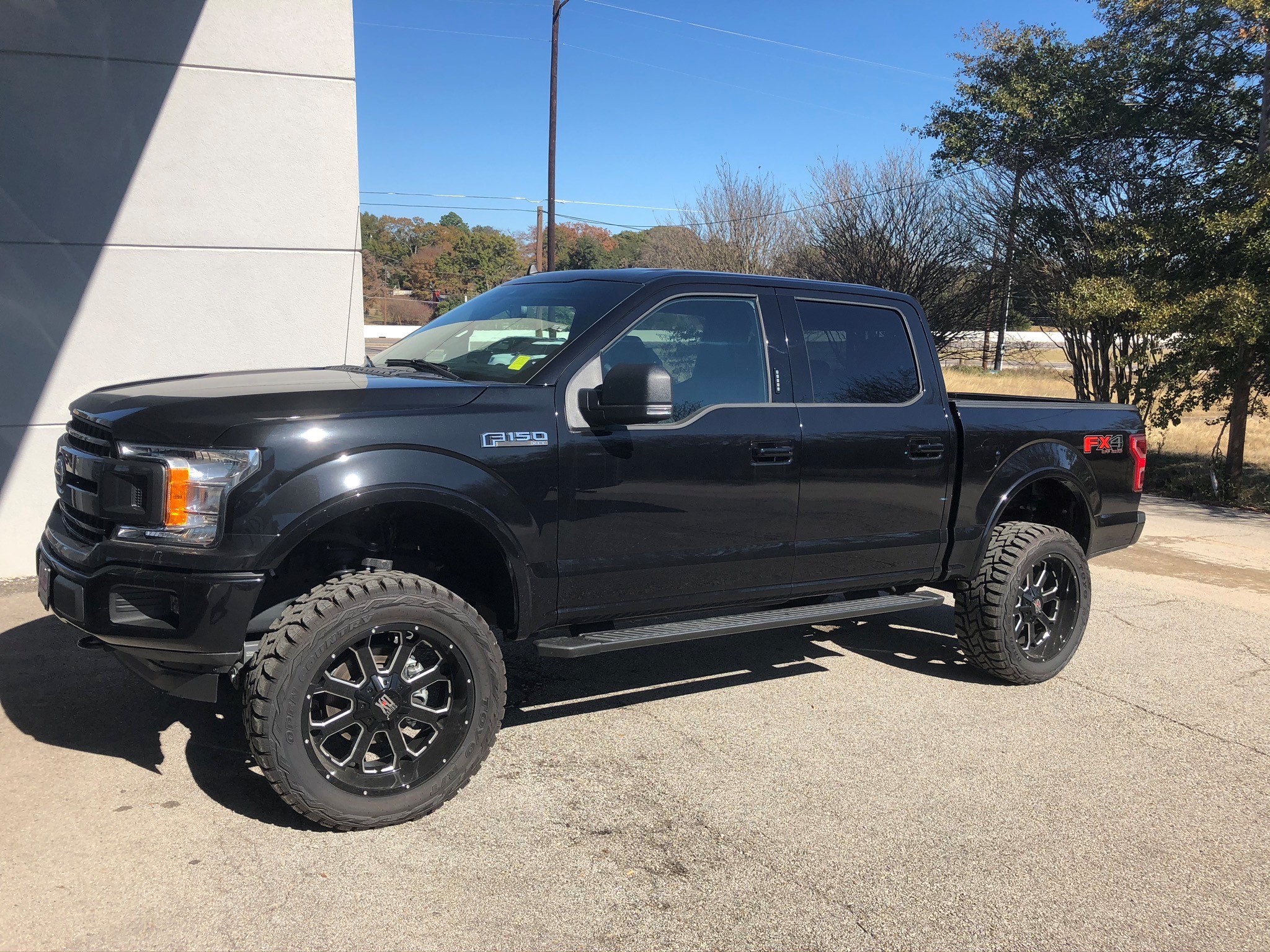 DSI lifted Ford F-150 2009